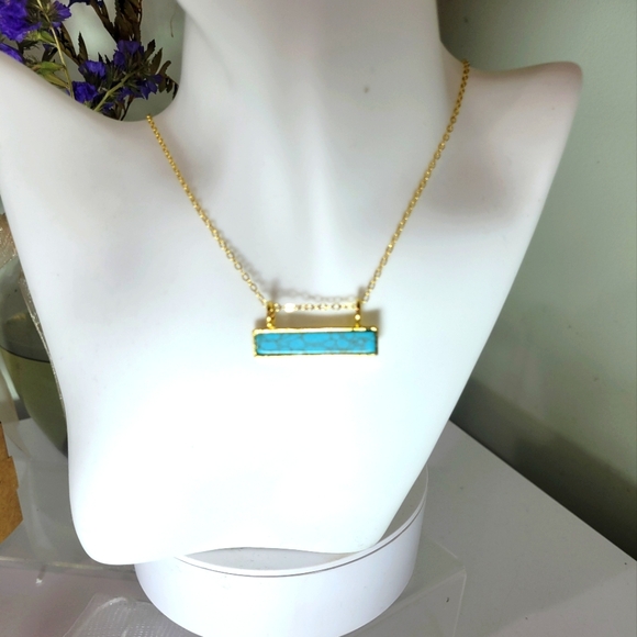 Jewelry - NIB Western Turqoise Necklace Gold Chain Lobster Claw Closure